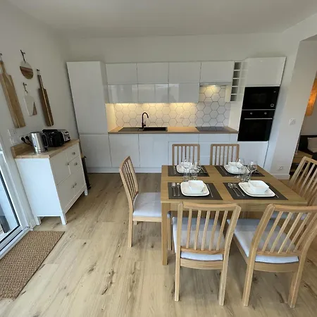 Le Hector בית נופש קרקסון